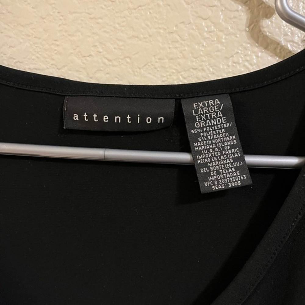 Basic black tshirt - Picture 3 of 5